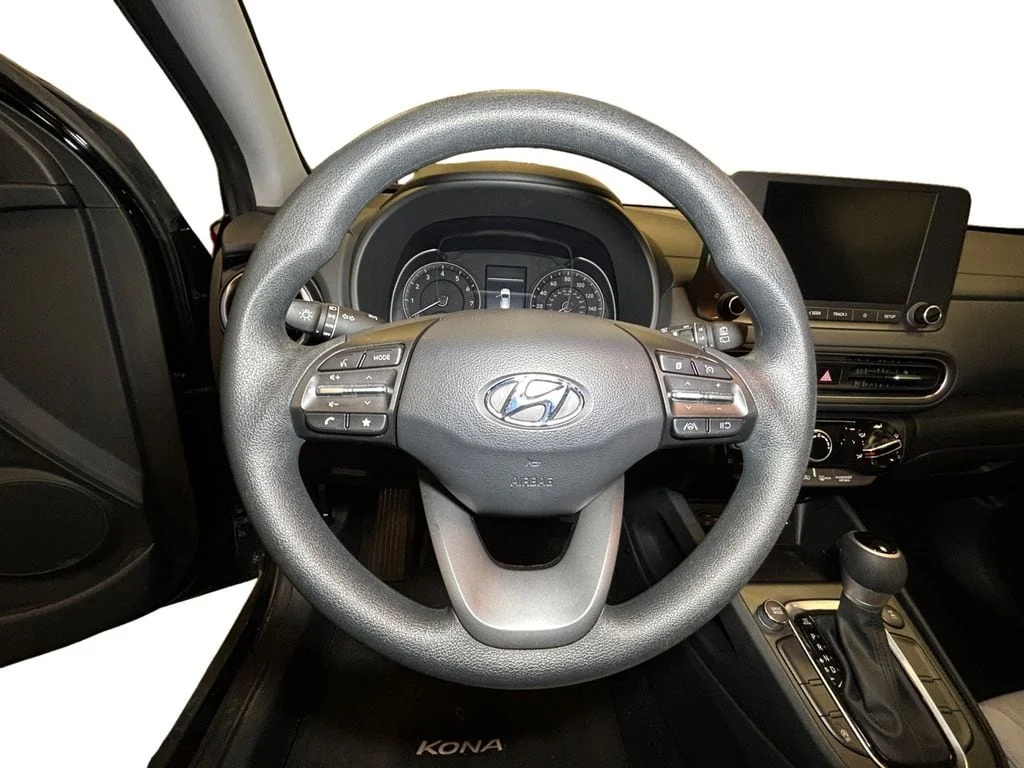 Used 2023 Abyss Black Hyundai SEL image 13