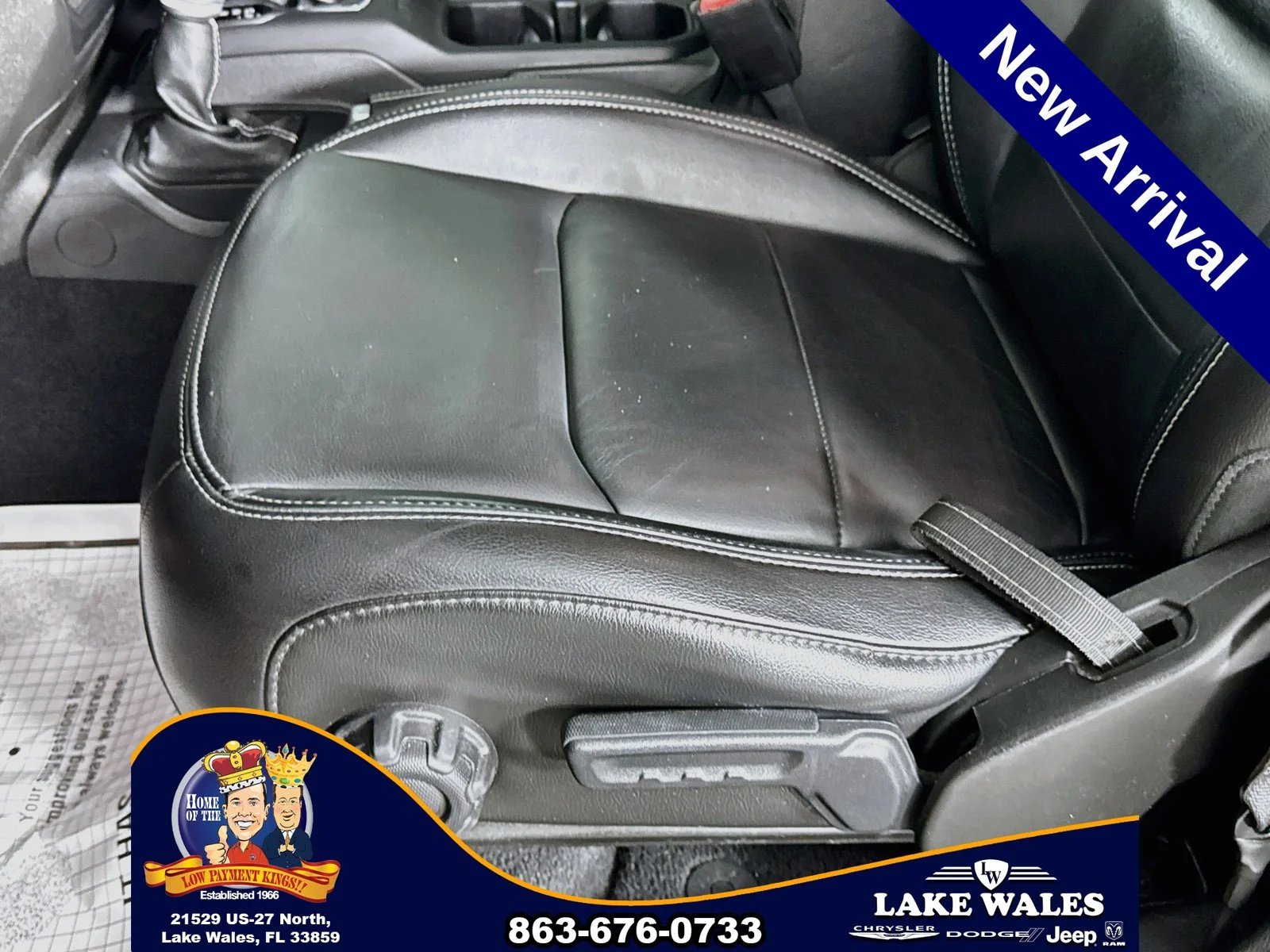 Certified Used 2021  Jeep Overland image 19