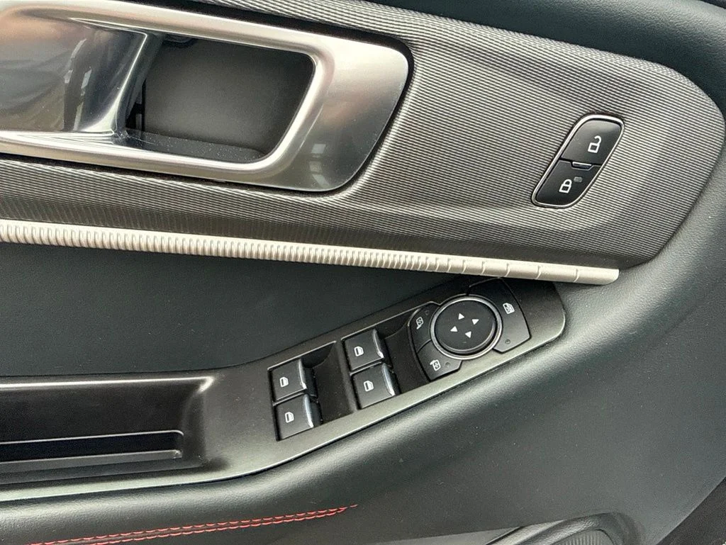 Used 2025 Black Ford ST-Line image 33