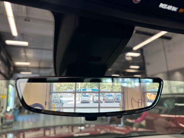 Used 2020 Red GMC AT4 image 16