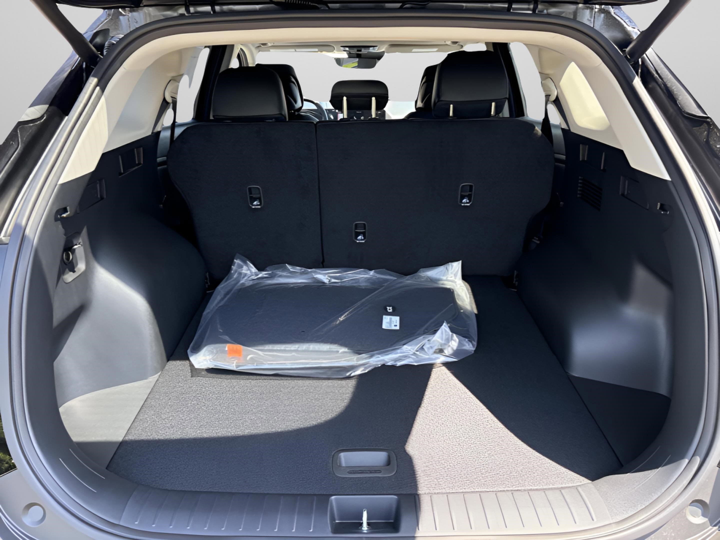 New 2026 Ebony Black Kia EX image 9