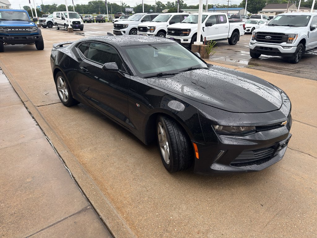 Used 2017 Black Chevrolet 1LT image 3