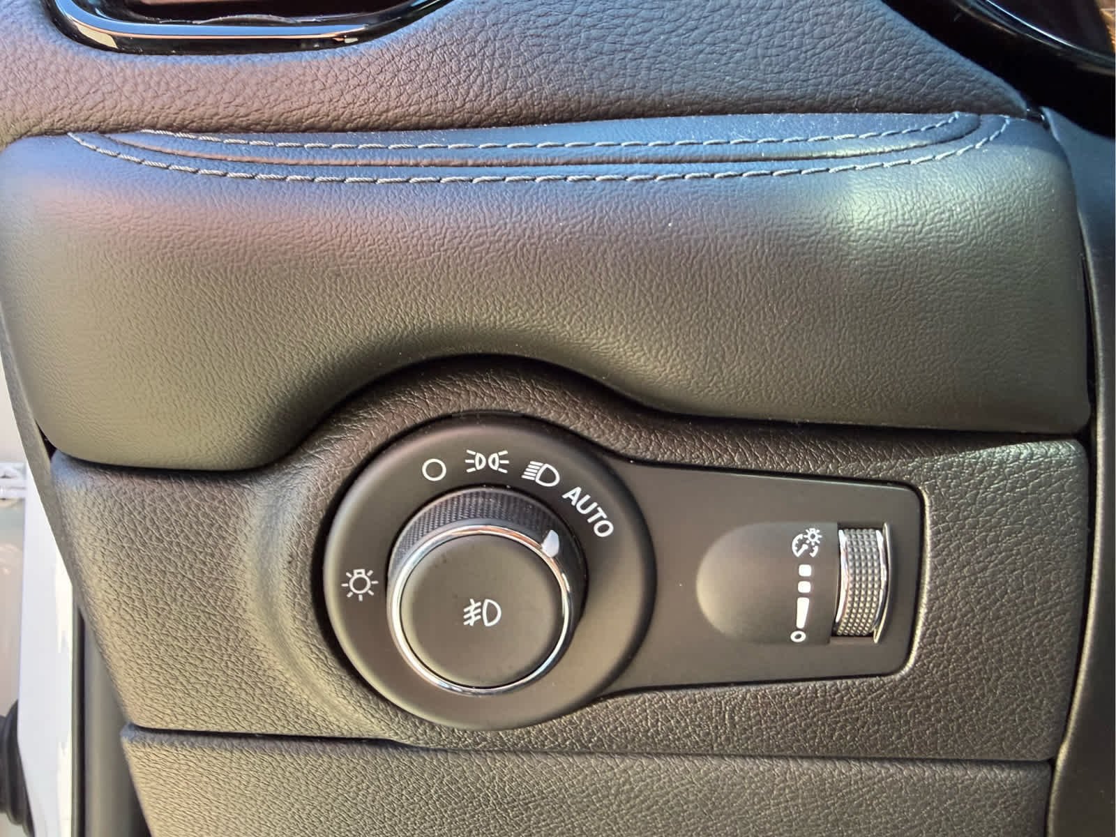 Used 2022 White Knuckle Clearcoat Dodge GT Plus image 24