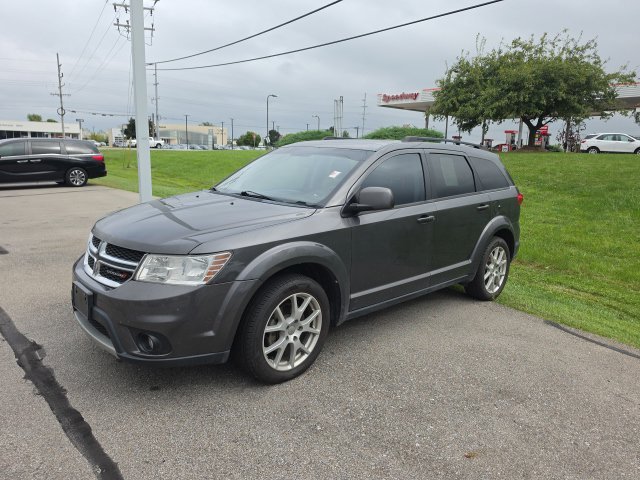 Used 2015 Gray Dodge SXT image 2