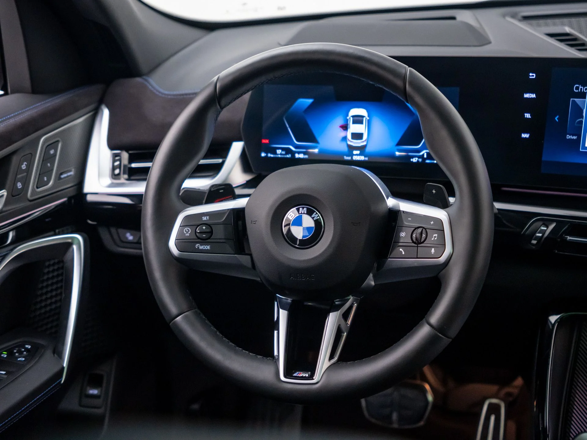 Used 2026 White BMW xDrive28i image 11