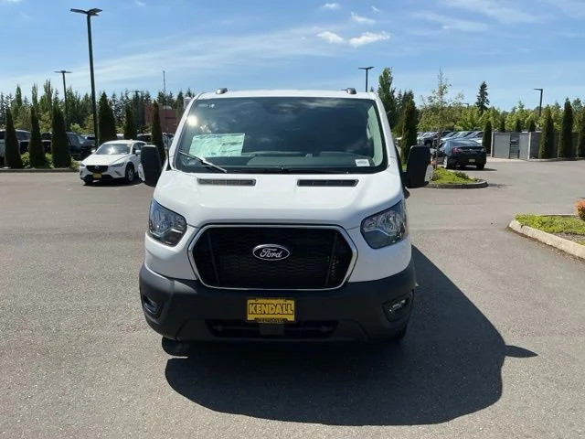 New 2026 Oxford White Ford Base image 2