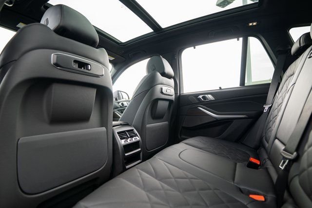2026 BMW X5 40i - Photo 15