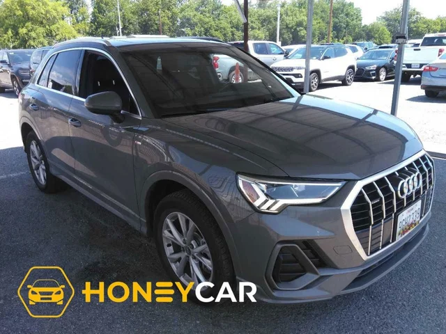 2025 Audi Q3 Premium
