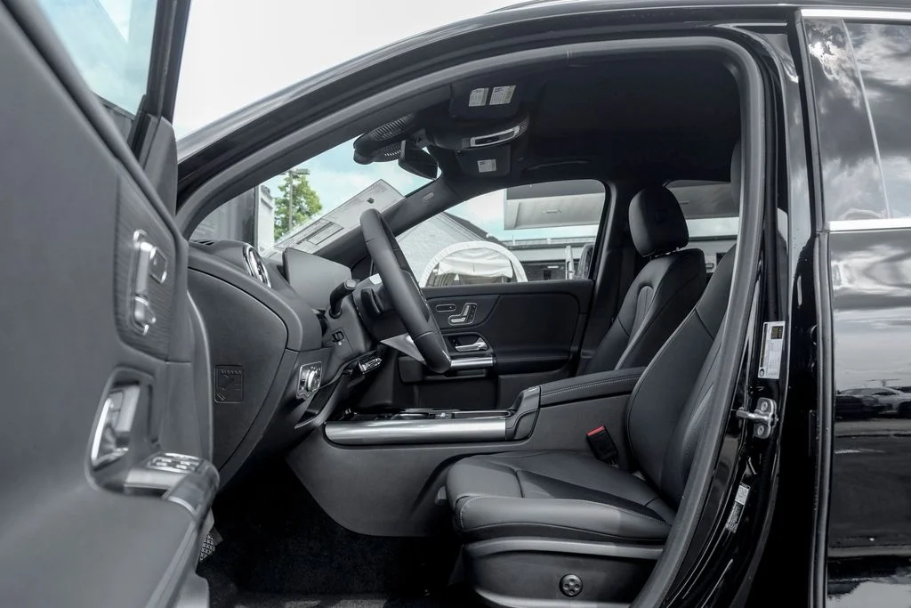 New 2026 Night Black Mercedes-Benz GLA 250 image 11
