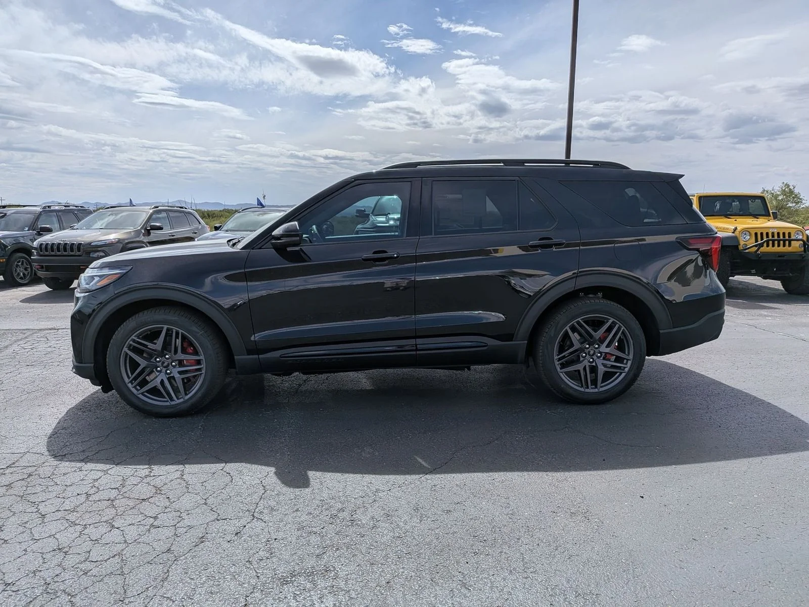 New 2026 Agate Black Metallic Ford ST image 9