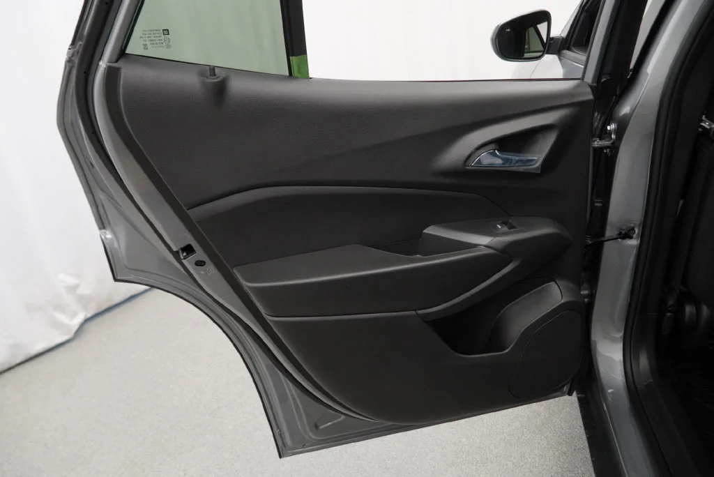New 2026 Sterling Gray Metallic Chevrolet 1RS image 33