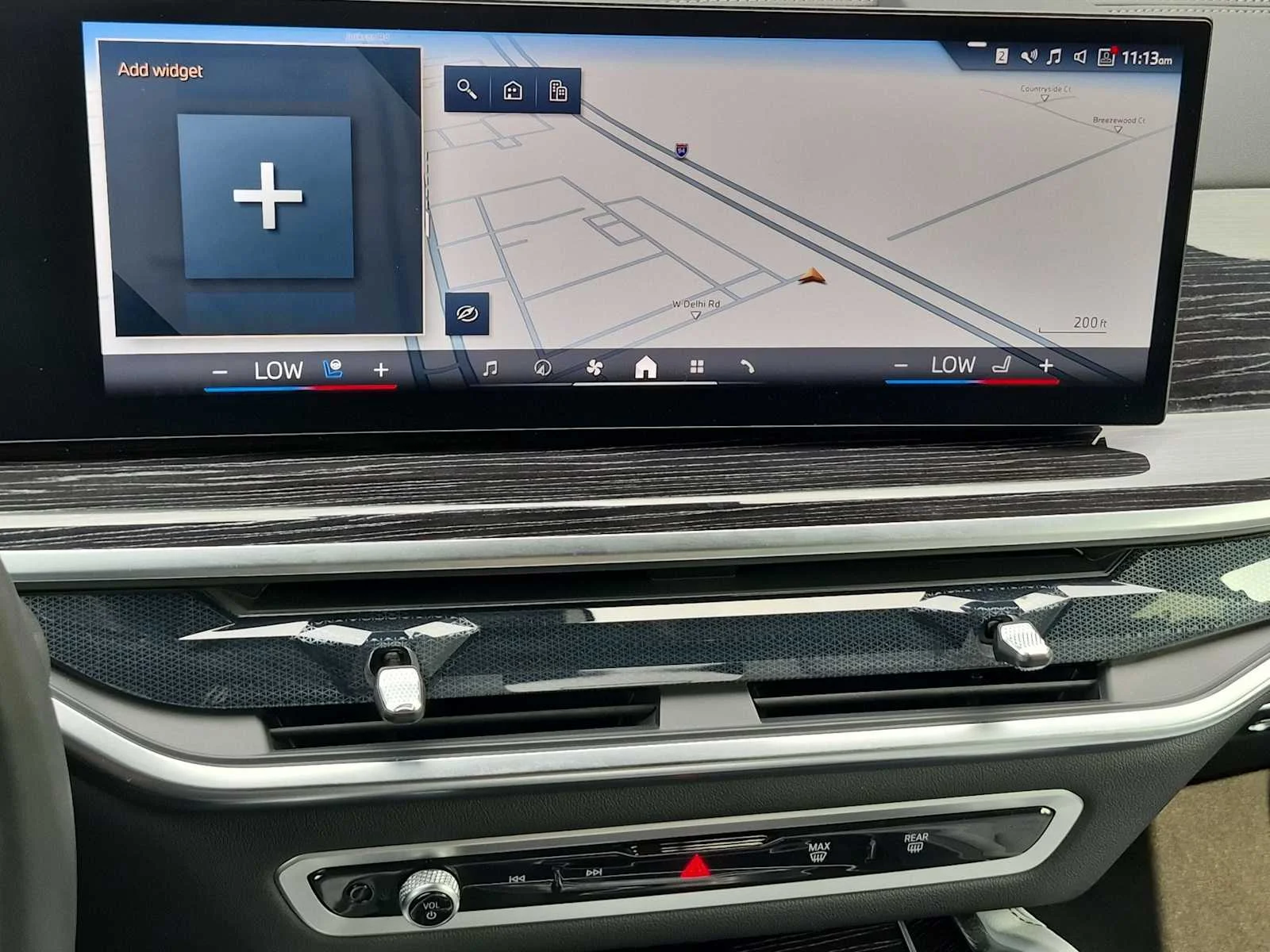New 2026 Black Sapphire Metallic BMW xDrive40i image 28