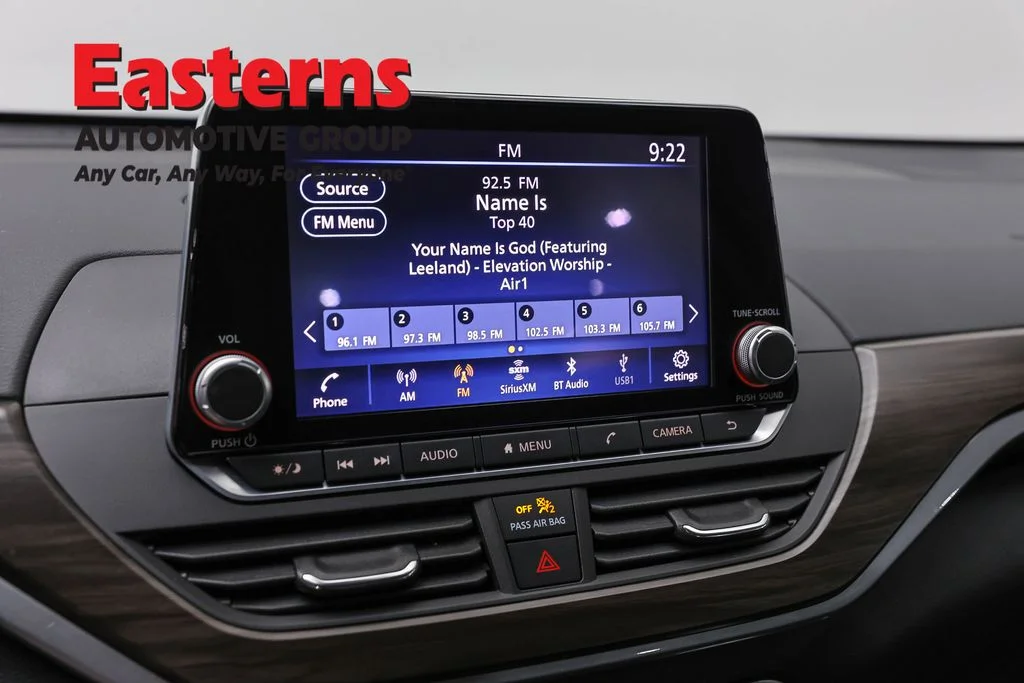 Used 2023 Gray Nissan 2.5 SV image 19