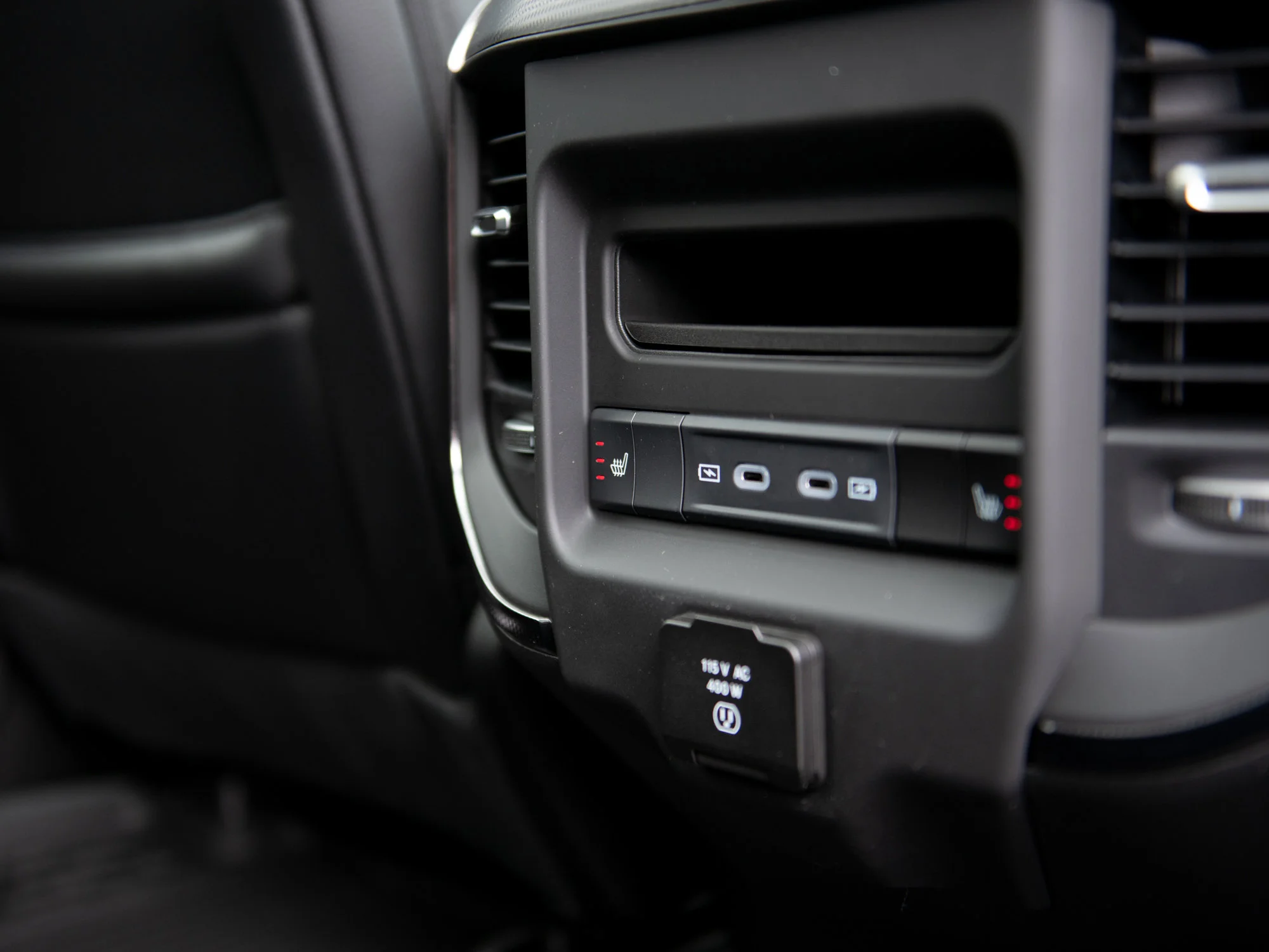 New 2026 Black RAM Sport* image 27