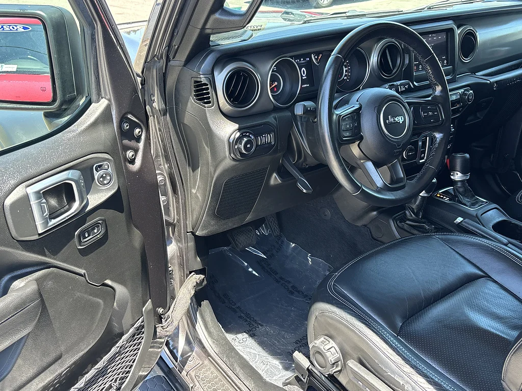 Used 2022 Granite Crystal Metallic Clear Coat Jeep Sport S image 9