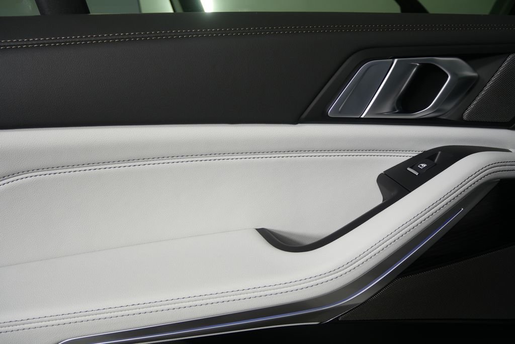 New 2026 Alpine White BMW xDrive50e image 13