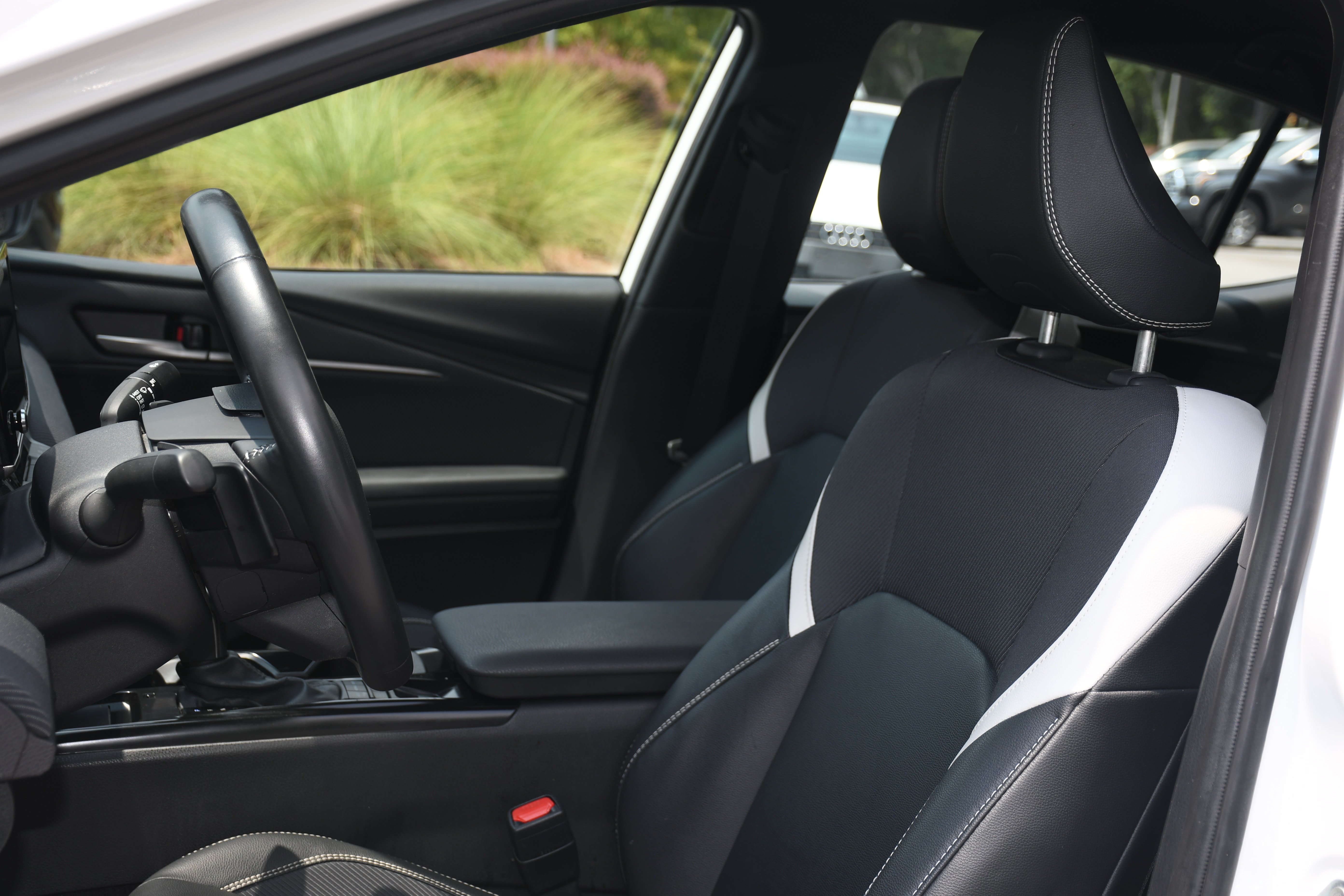 Used 2025 White Toyota SE image 10