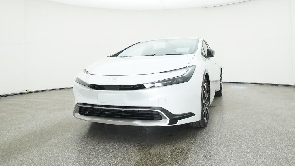 New 2026 Wind Chill Pearl Toyota XSE image 11