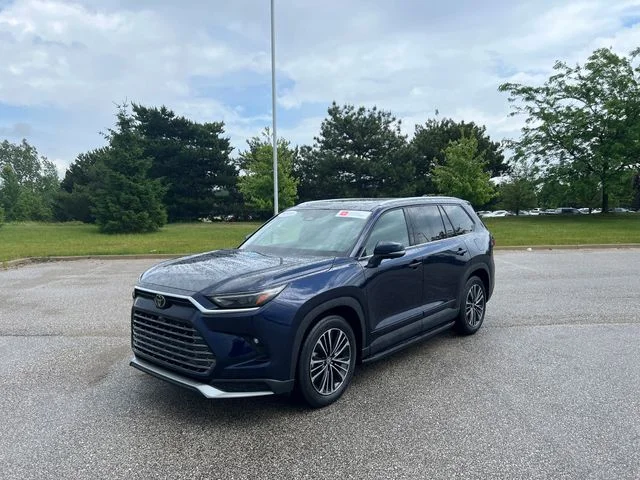 Certified Used 2025 Blue Toyota MAX Platinum image 1