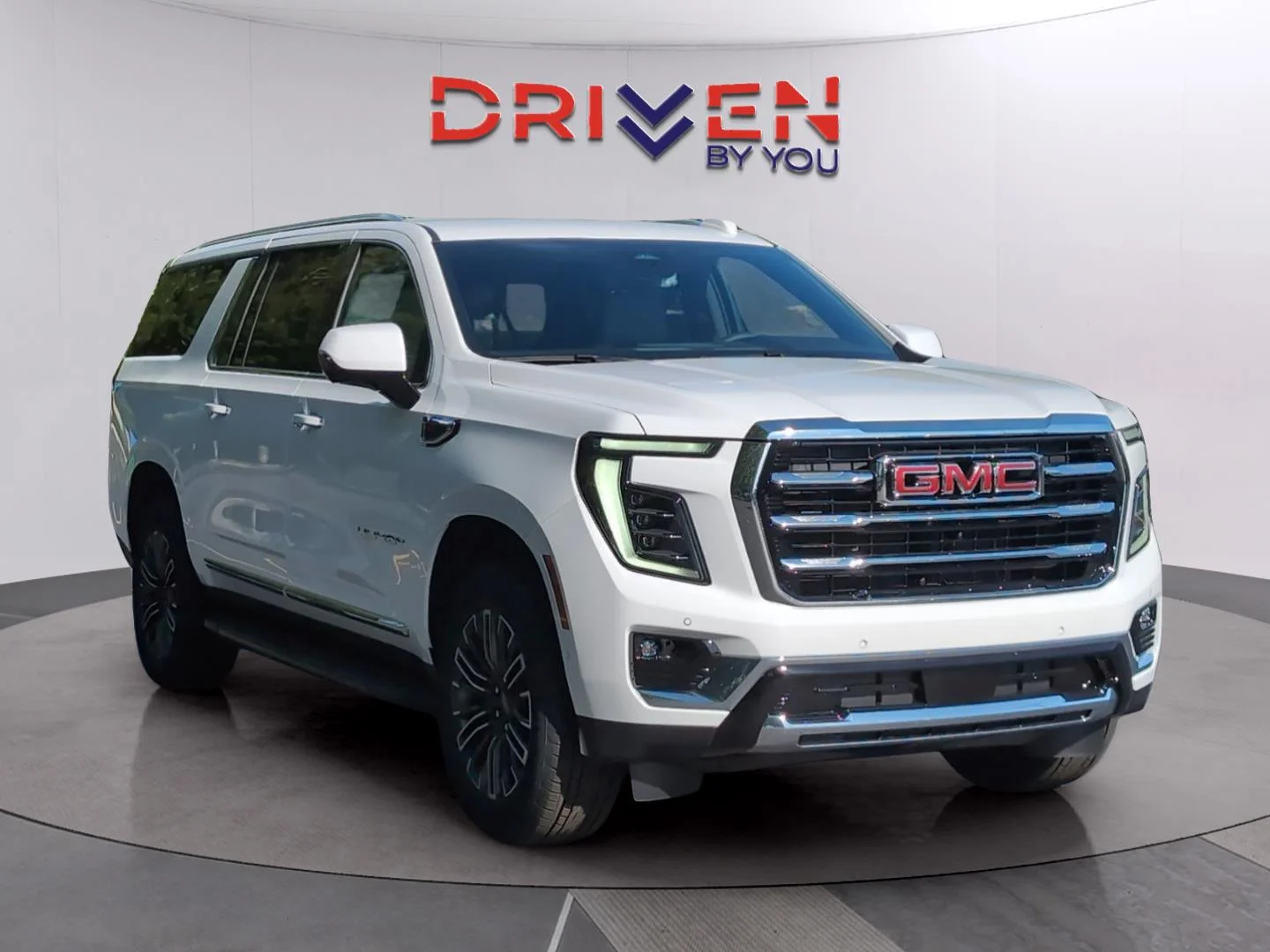 New 2026 Summit White GMC Elevation image 7