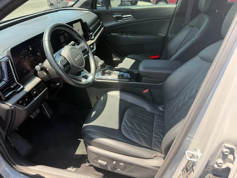 Used 2023 Wolf Gray/ebony B Kia X-Pro Prestige image 17