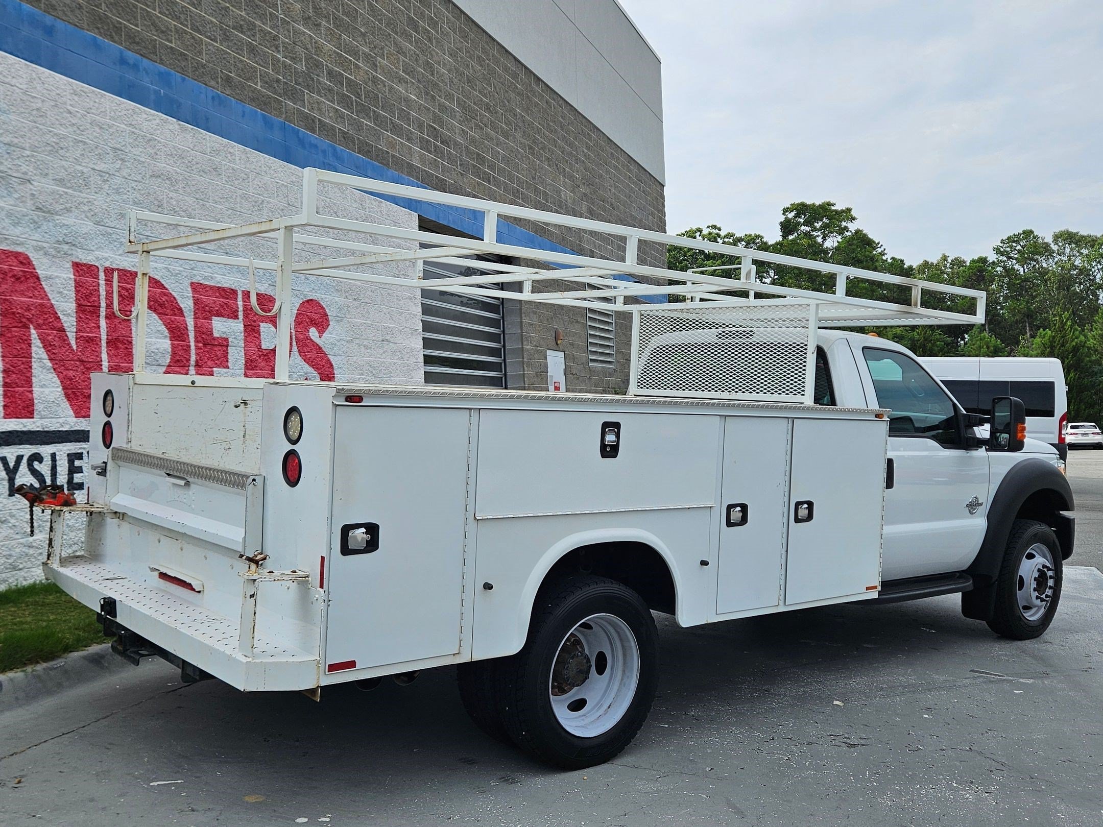 Used 2015 Oxford White Ford XL image 7