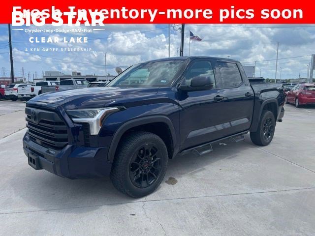 2023 Toyota Tundra 4WD SR5