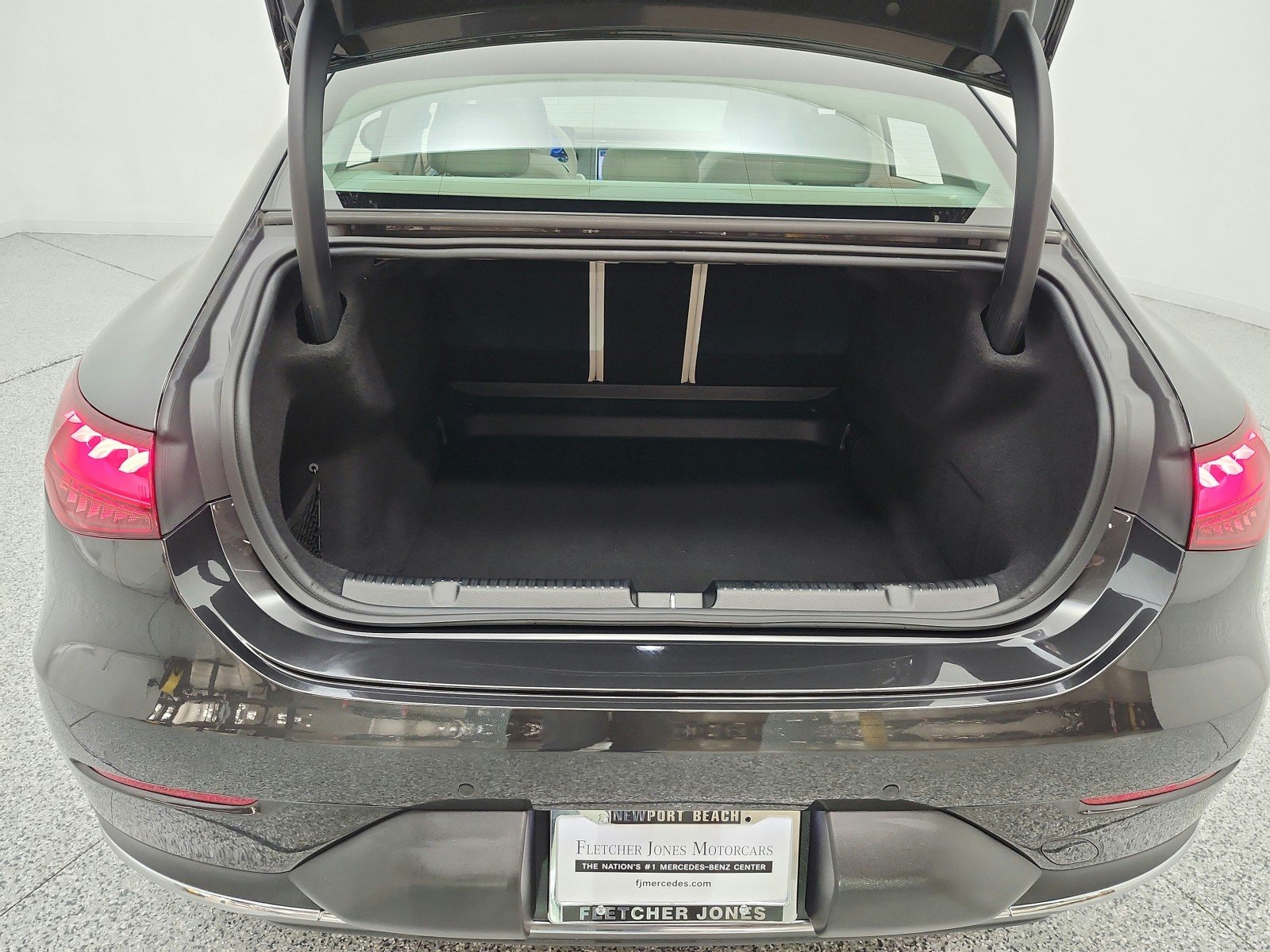 Certified Used 2023 Graphite Grey Metallic Mercedes-Benz EQE 500 4MATIC®+ Sedan image 21