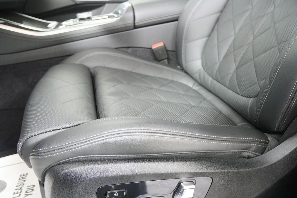 Certified Used 2026 Black Sapphire Metallic BMW M60i image 8