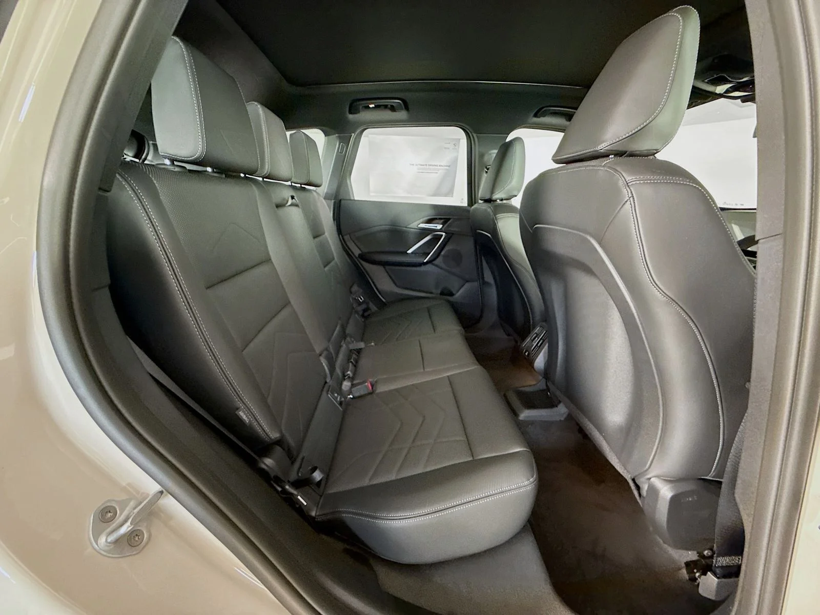 New 2026 Dune Grey Metallic BMW xDrive28i image 28