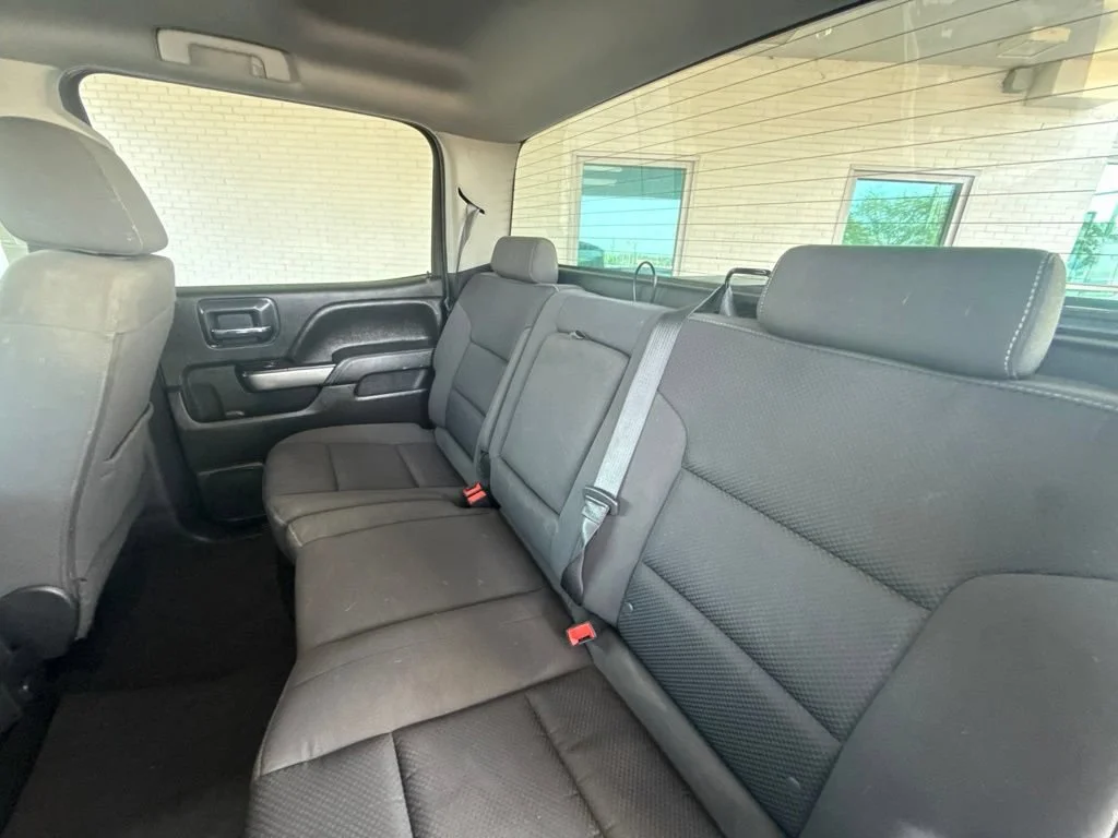Used 2018 BLACK Chevrolet LT image 38