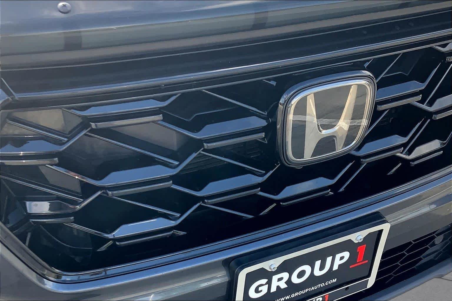 Used 2024 Meteorite Gray Metallic Honda Sport Touring image 29