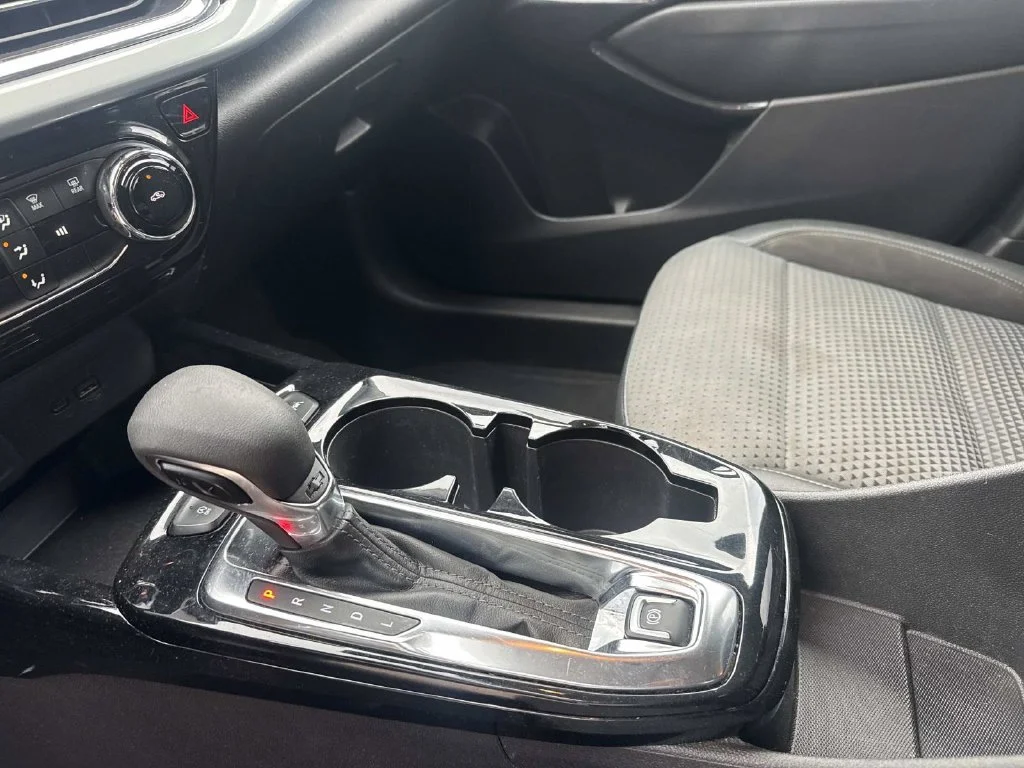 Used 2025 Gray Chevrolet LT image 32