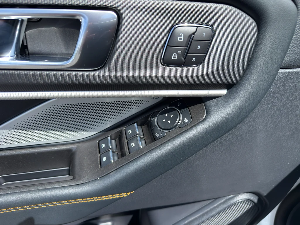 New 2026 Star White Metallic Tri-Coat Ford Tremor® image 16