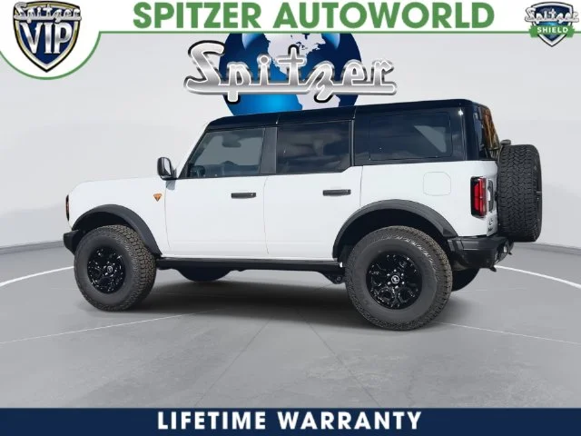New 2026 Oxford White Ford Badlands® image 11