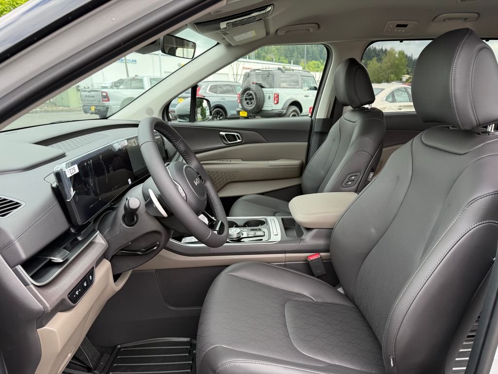 New 2026 Ceramic Silver Kia EX image 19