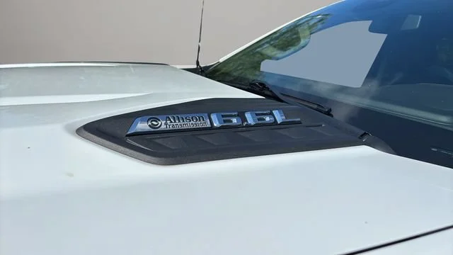 Used 2024 Summit White Chevrolet LT image 40