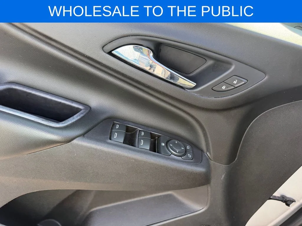 Used 2020 Silver Chevrolet LT image 6