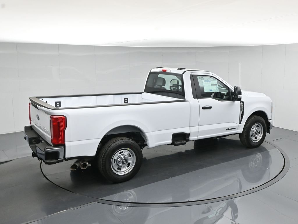 New 2026 Oxford White Ford XL image 35