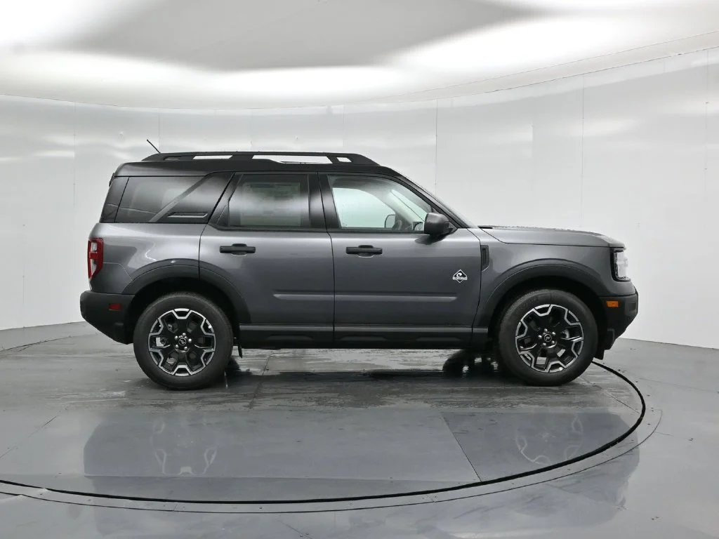 New 2026 Carbonized Gray Metallic Ford Outer Banks image 24