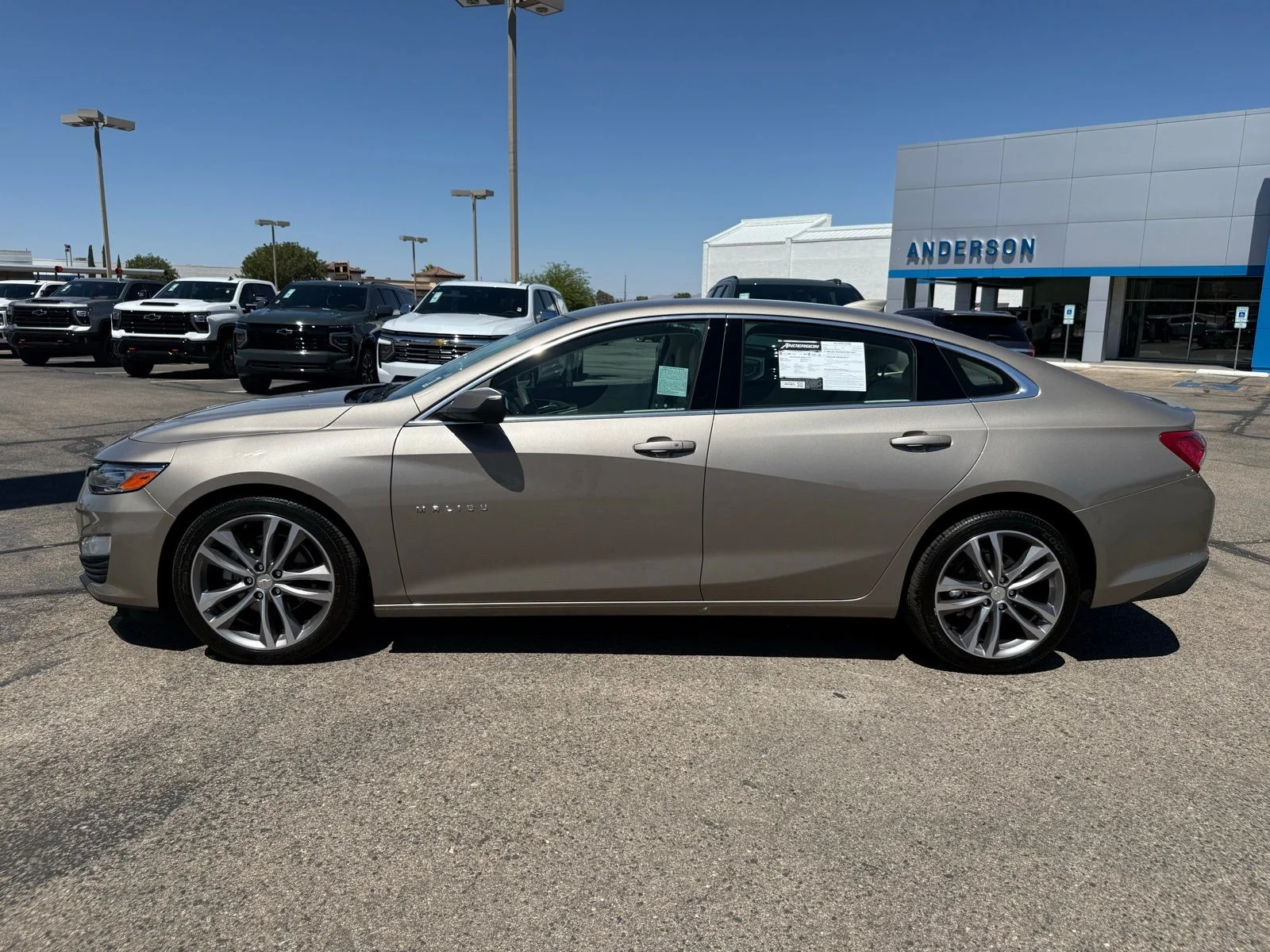 2024 Chevrolet Malibu 2LT - Photo 10