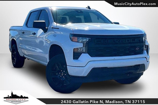2022 Chevrolet Silverado 1500 4WD Crew Cab Short Bed Custom