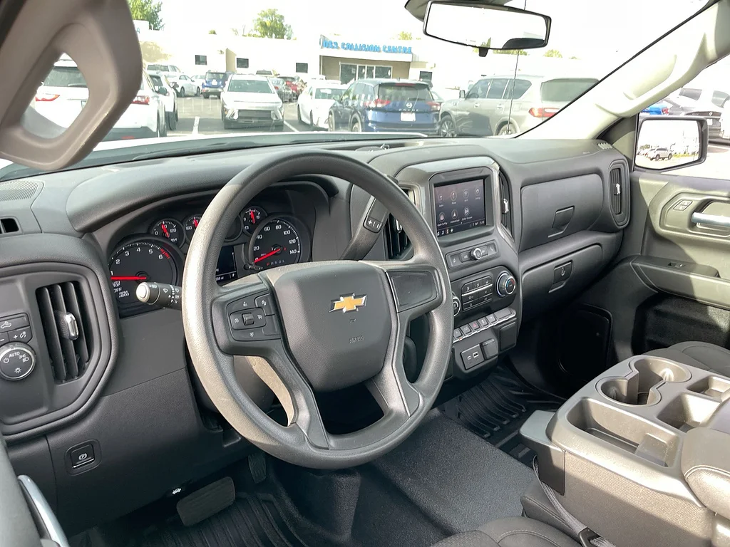 Used 2025 Summit White Chevrolet Work Truck image 10