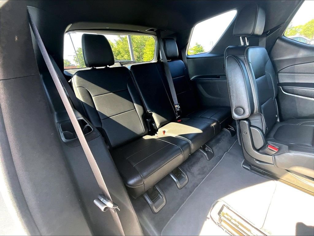 Used 2023 Gray Chevrolet LT Leather image 16