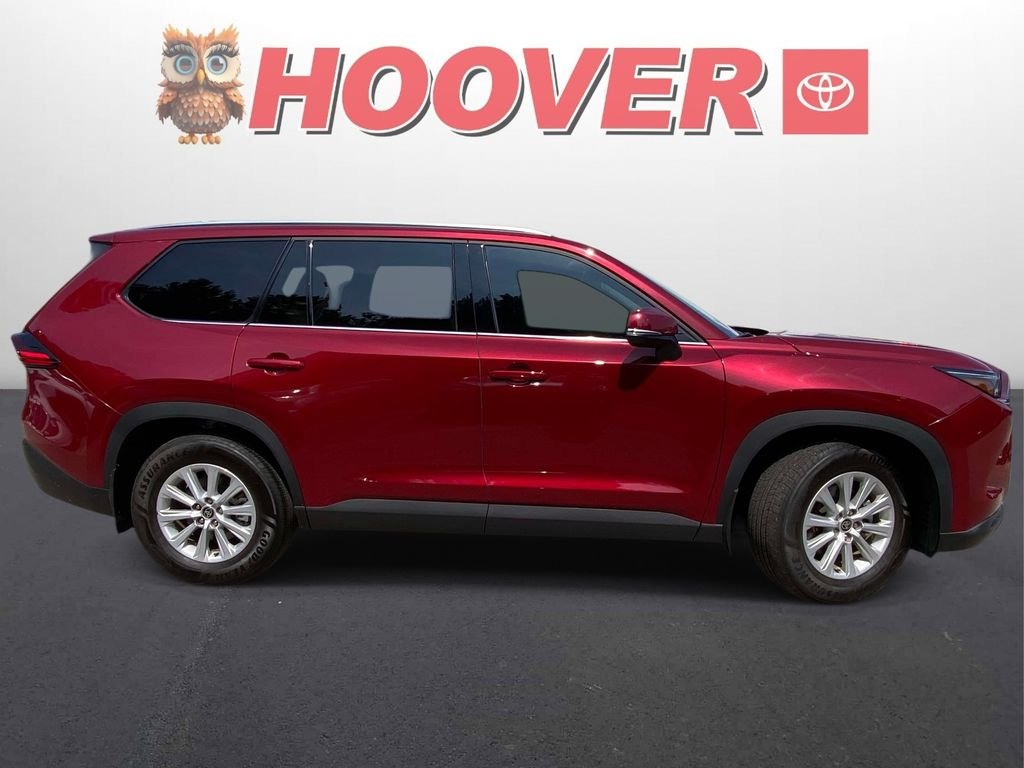 Used 2025 Red Toyota XLE image 5