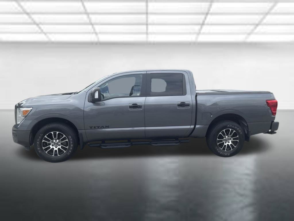 Used 2021 Gray Nissan SV image 2