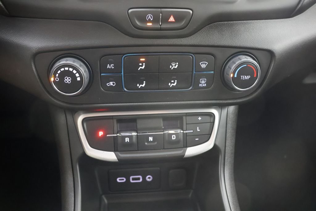 2023 GMC Terrain SLE - Photo 15