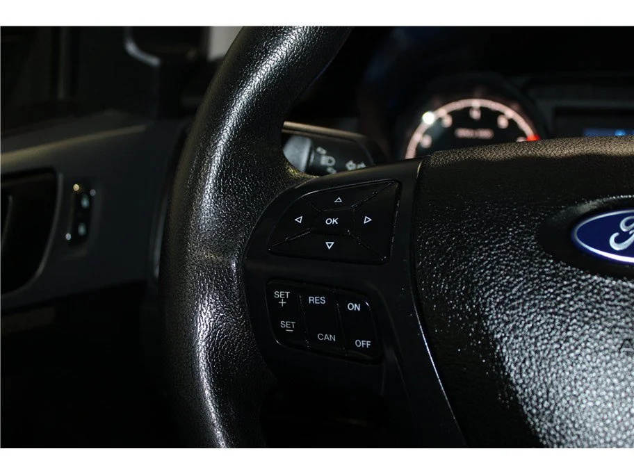 Used 2019 White Ford XL Pickup 4D 5 ft image 22