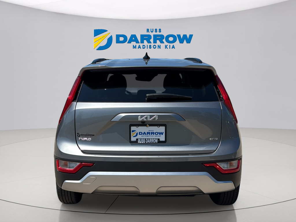 Used 2025 Steel Gray Kia LX image 4