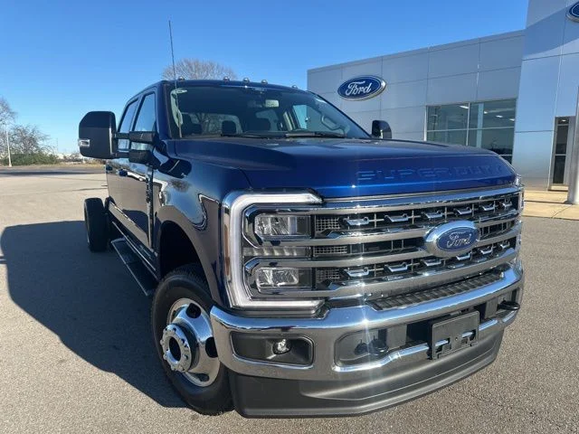 2026 Ford F-350 Super Duty Chassis Cab Lariat - Photo 5